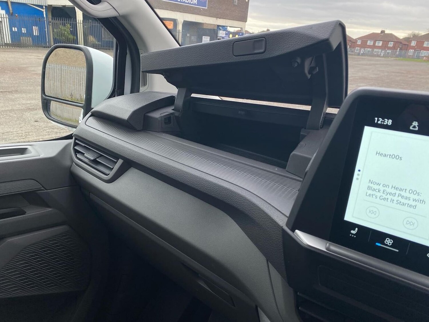 Used Volkswagen Transporter 2025 for sale - 78176537: Photo 39