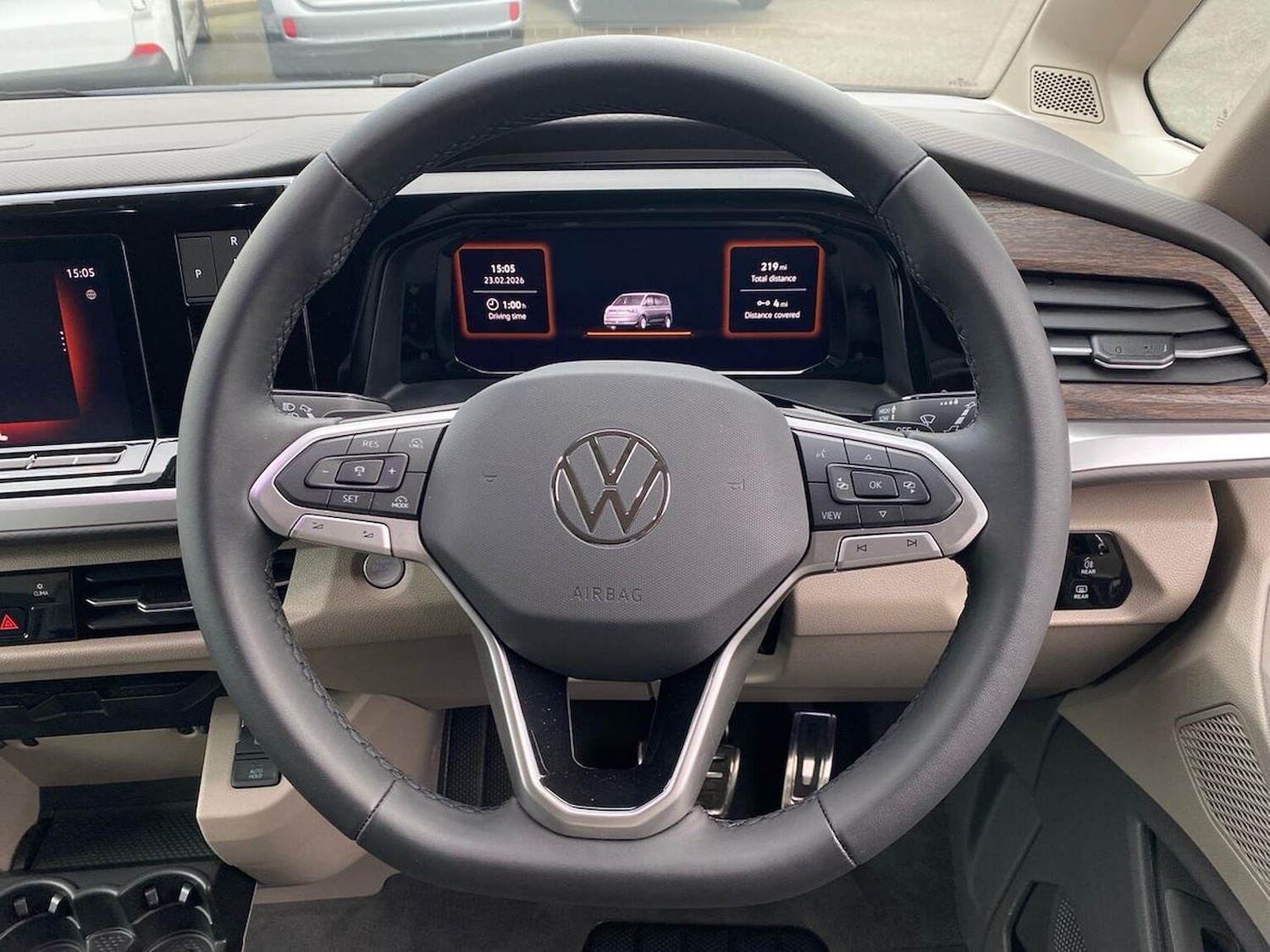 Used Volkswagen Multivan 2025 for sale - 77643841: Photo 13