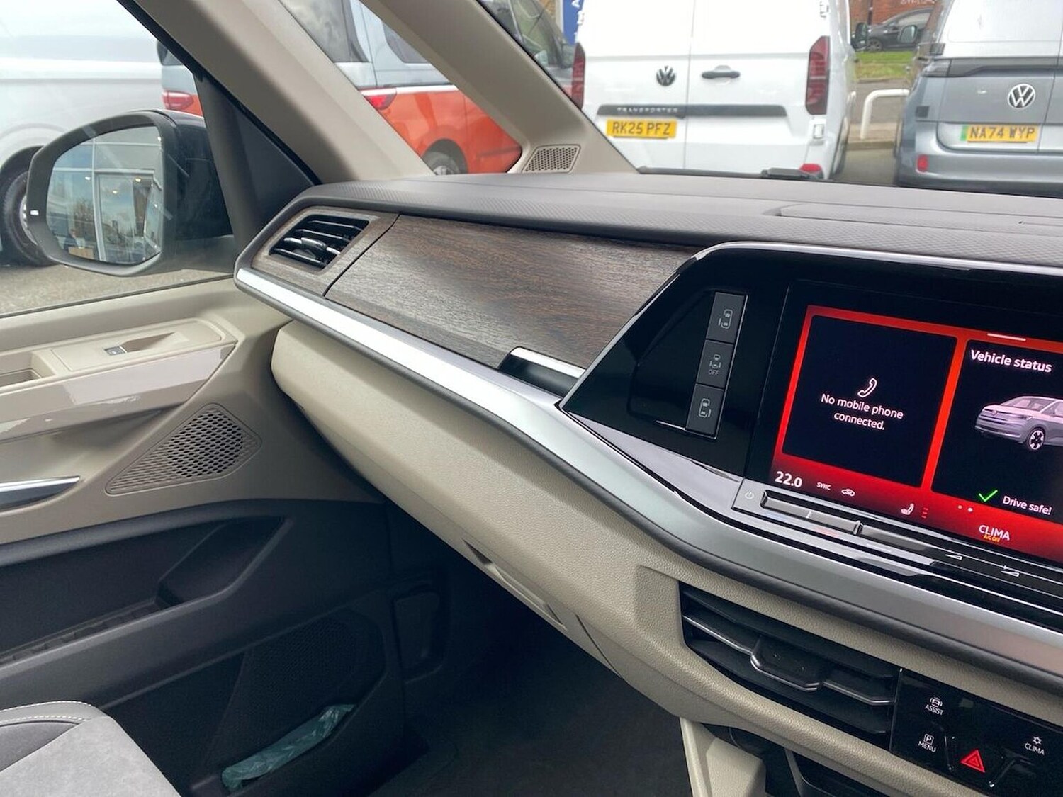 Used Volkswagen Multivan 2025 for sale - 77643841: Photo 40