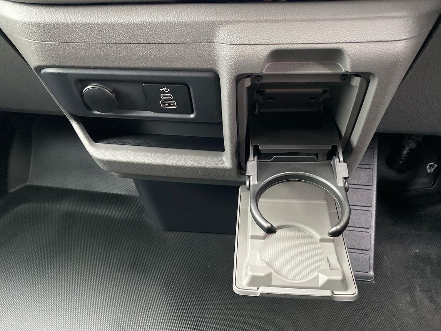 Used Volkswagen Transporter 2025 for sale - 77487922: Photo 33