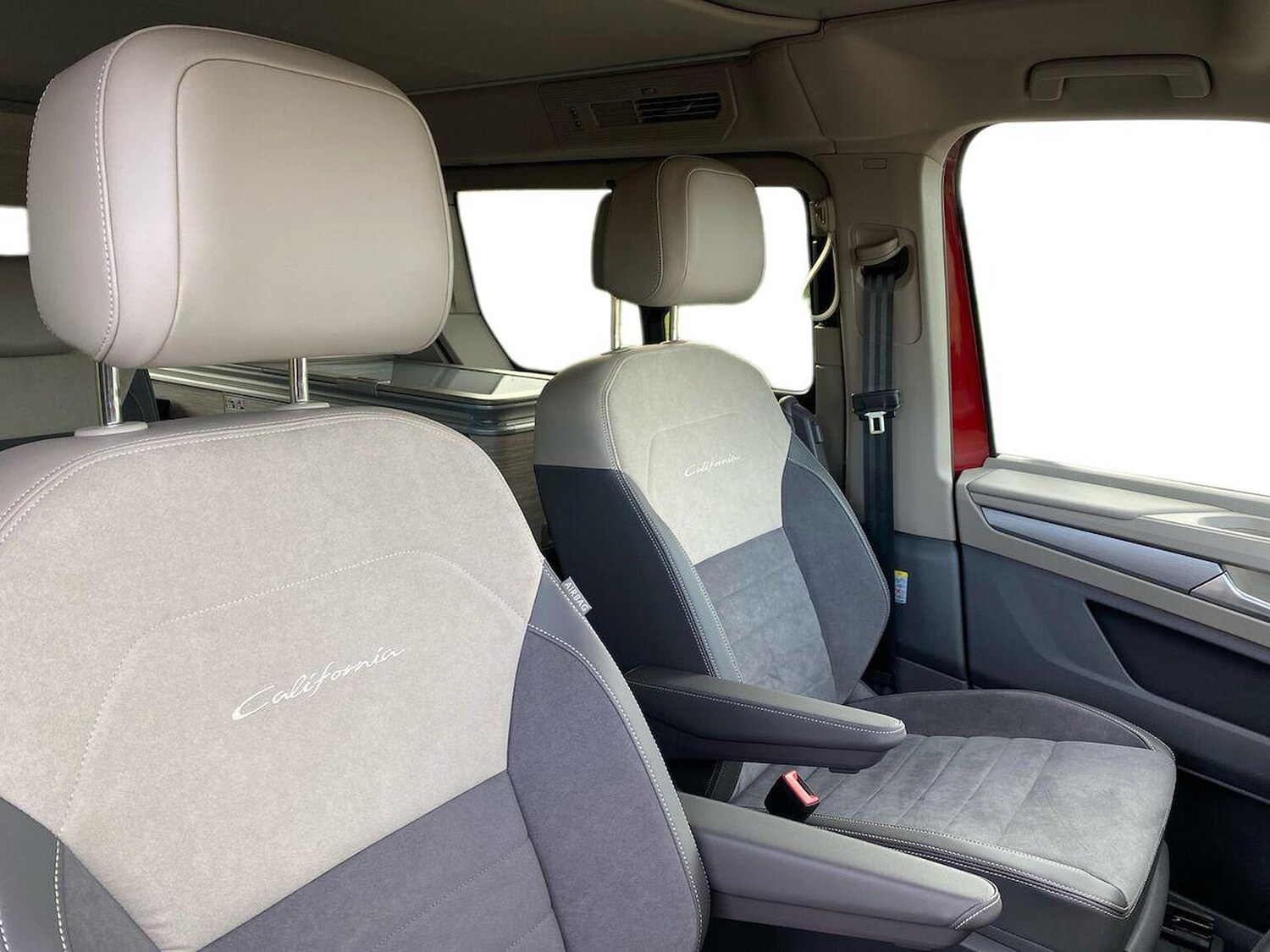 Used Volkswagen California 2025 for sale - 77487948: Photo 7