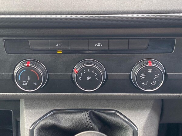 Used Volkswagen Transporter 2024 for sale - 76115534: Photo 13