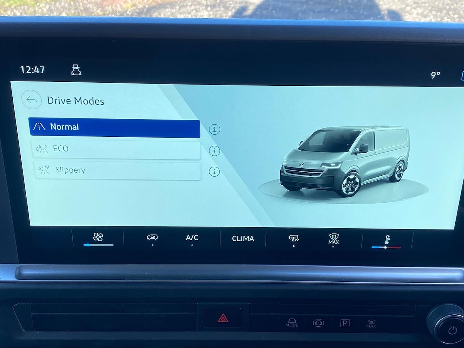 Used Volkswagen Transporter 2025 for sale - 76821658: Photo 30