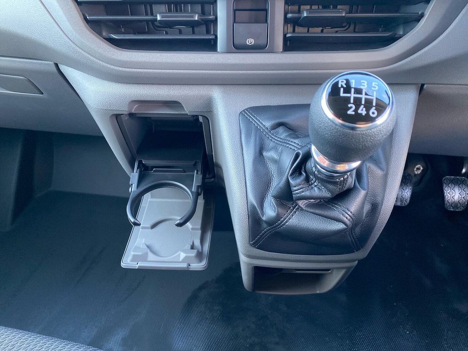 Used Volkswagen Transporter 2025 for sale - 76821658: Photo 36