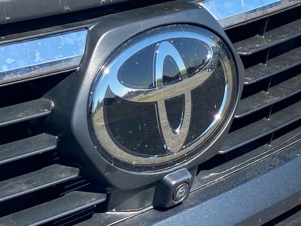 Used Toyota Hilux 2024 for sale - 75481852: Photo 24