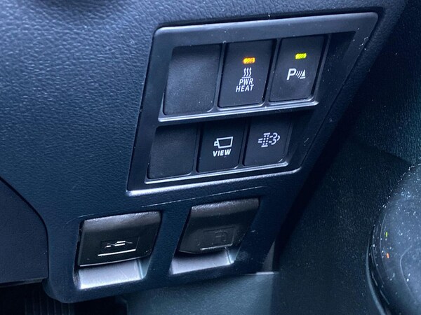 Used Toyota Hilux 2024 for sale - 75481852: Photo 34