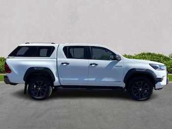 Used Toyota Hilux 2024 for sale - 75481852: Photo
