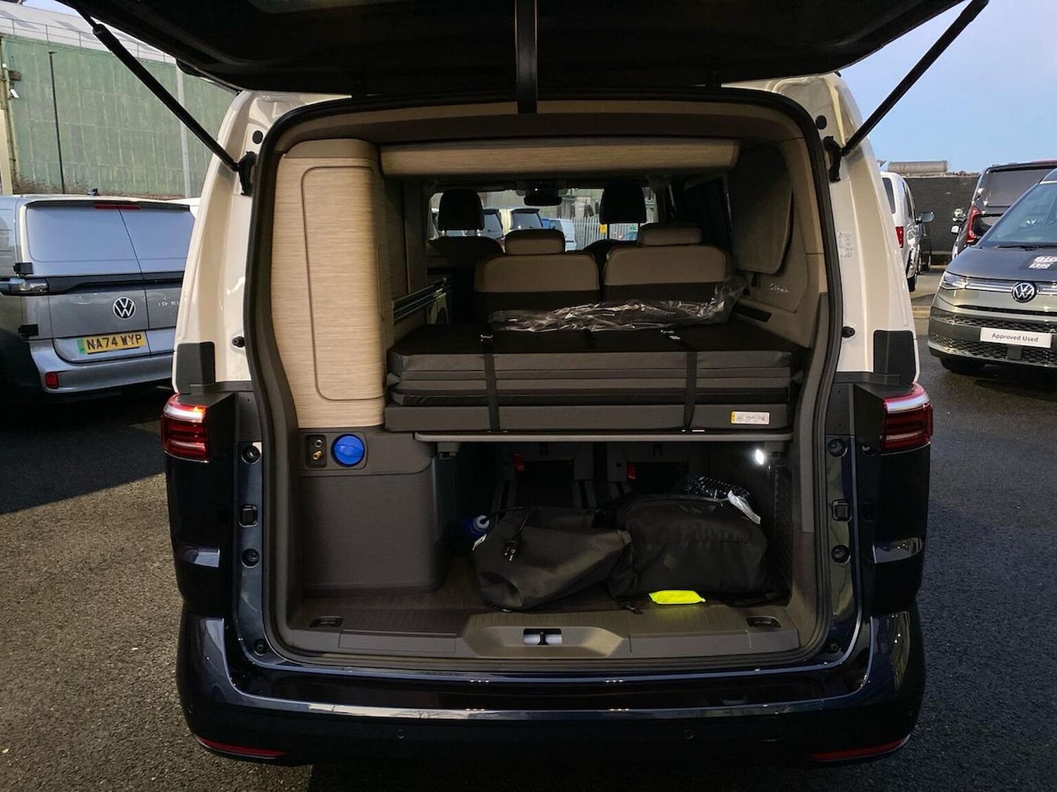 Used Volkswagen California 2025 for sale - 77056638: Photo 11