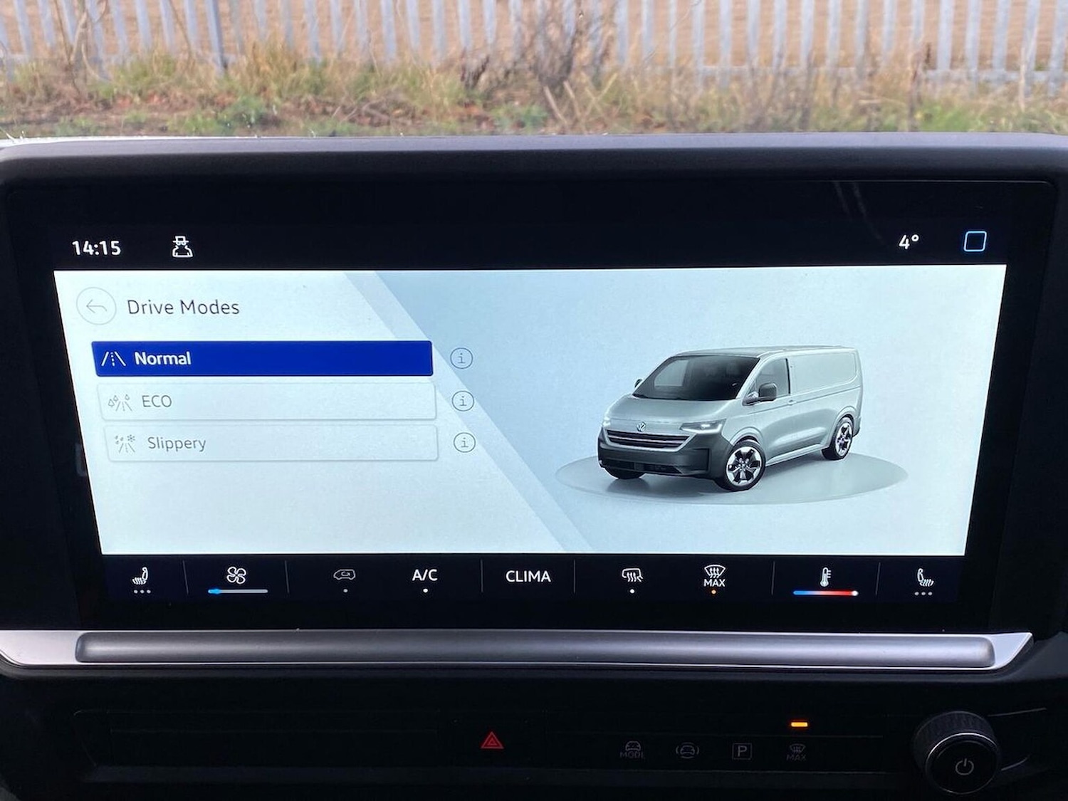 Used Volkswagen Transporter 2025 for sale - 77488049: Photo 28