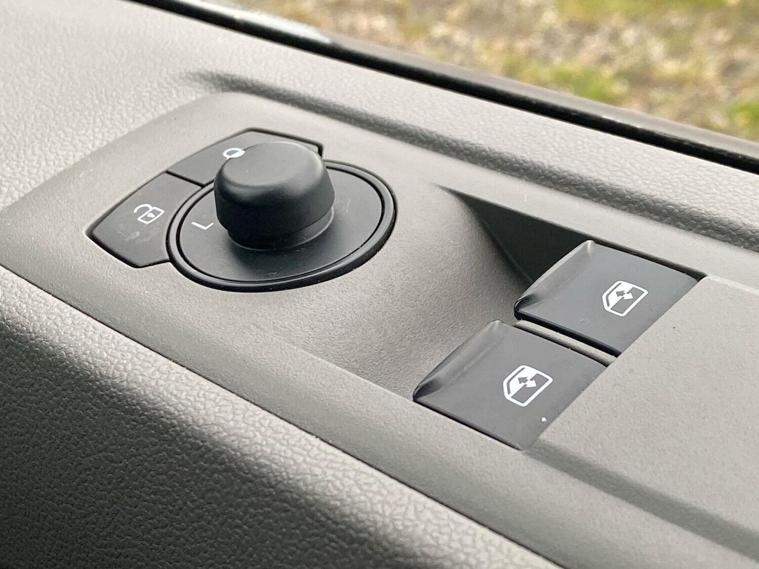 Used Volkswagen Transporter 2025 for sale - 76497324: Photo 31