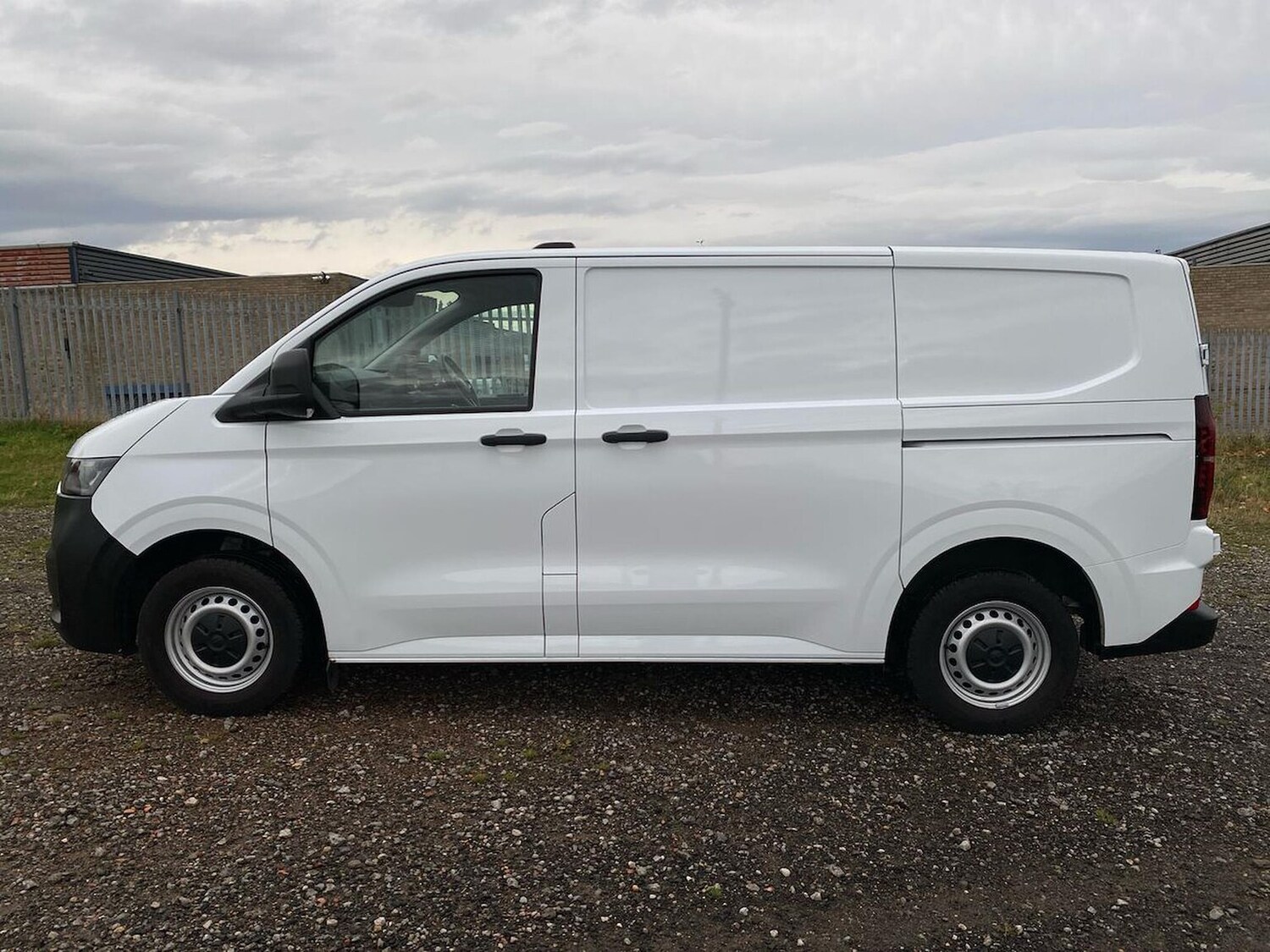 Used Volkswagen Transporter 2025 for sale - 76497324: Photo 7