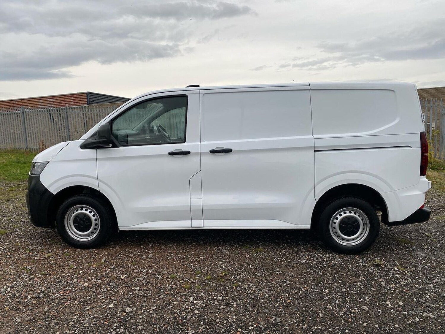 Used Volkswagen Transporter 2025 for sale - 76497317: Photo 6