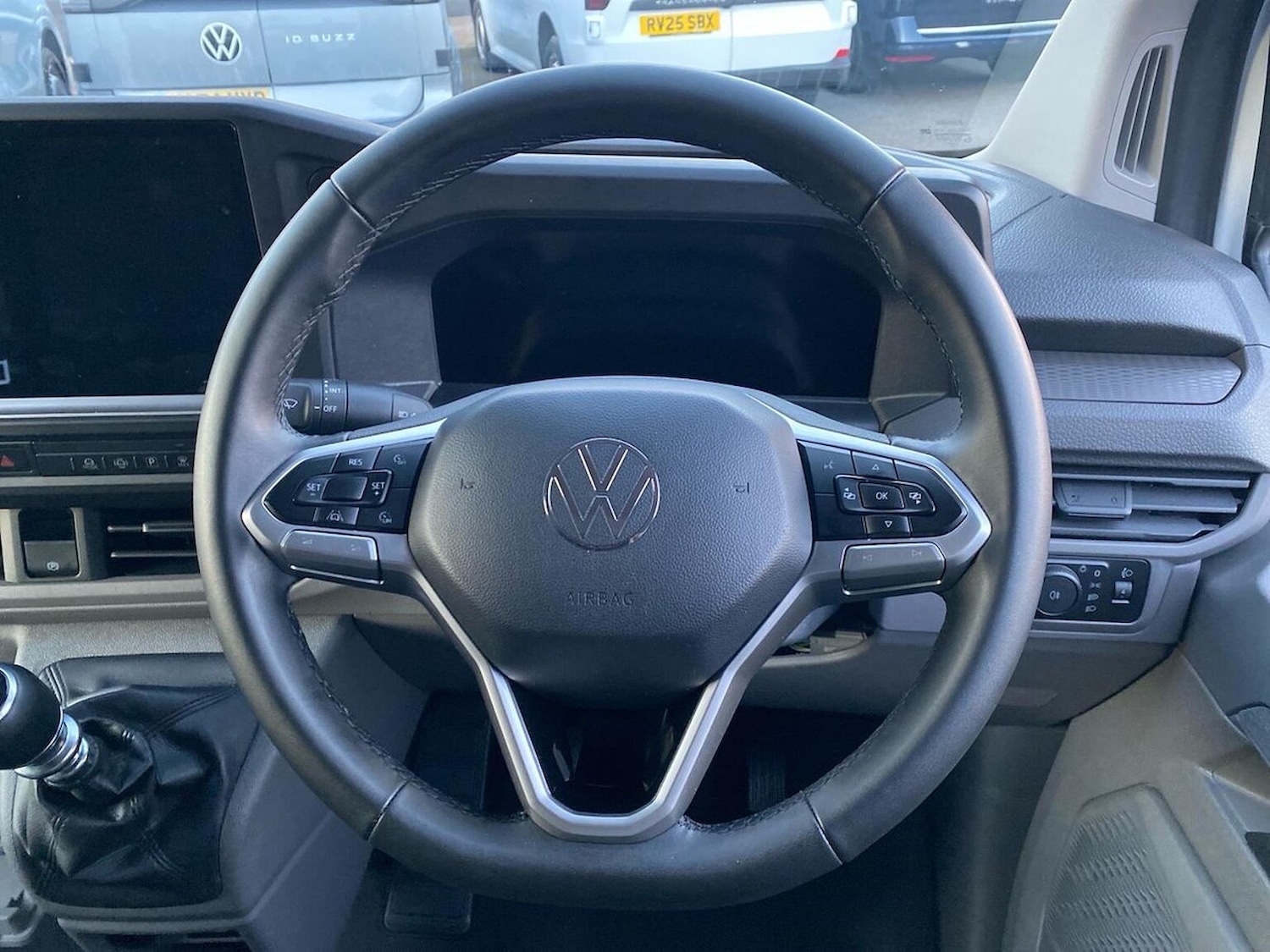 Used Volkswagen Transporter 2025 for sale - 77090028: Photo 15