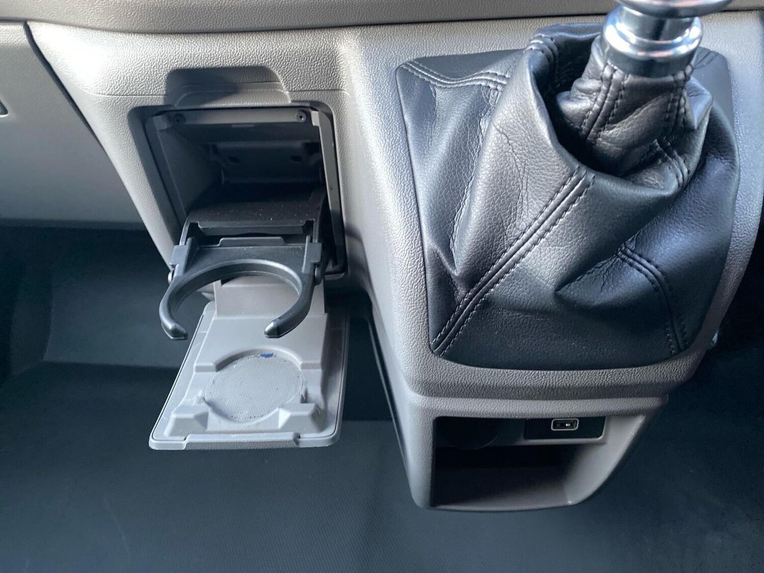 Used Volkswagen Transporter 2025 for sale - 77090028: Photo 36