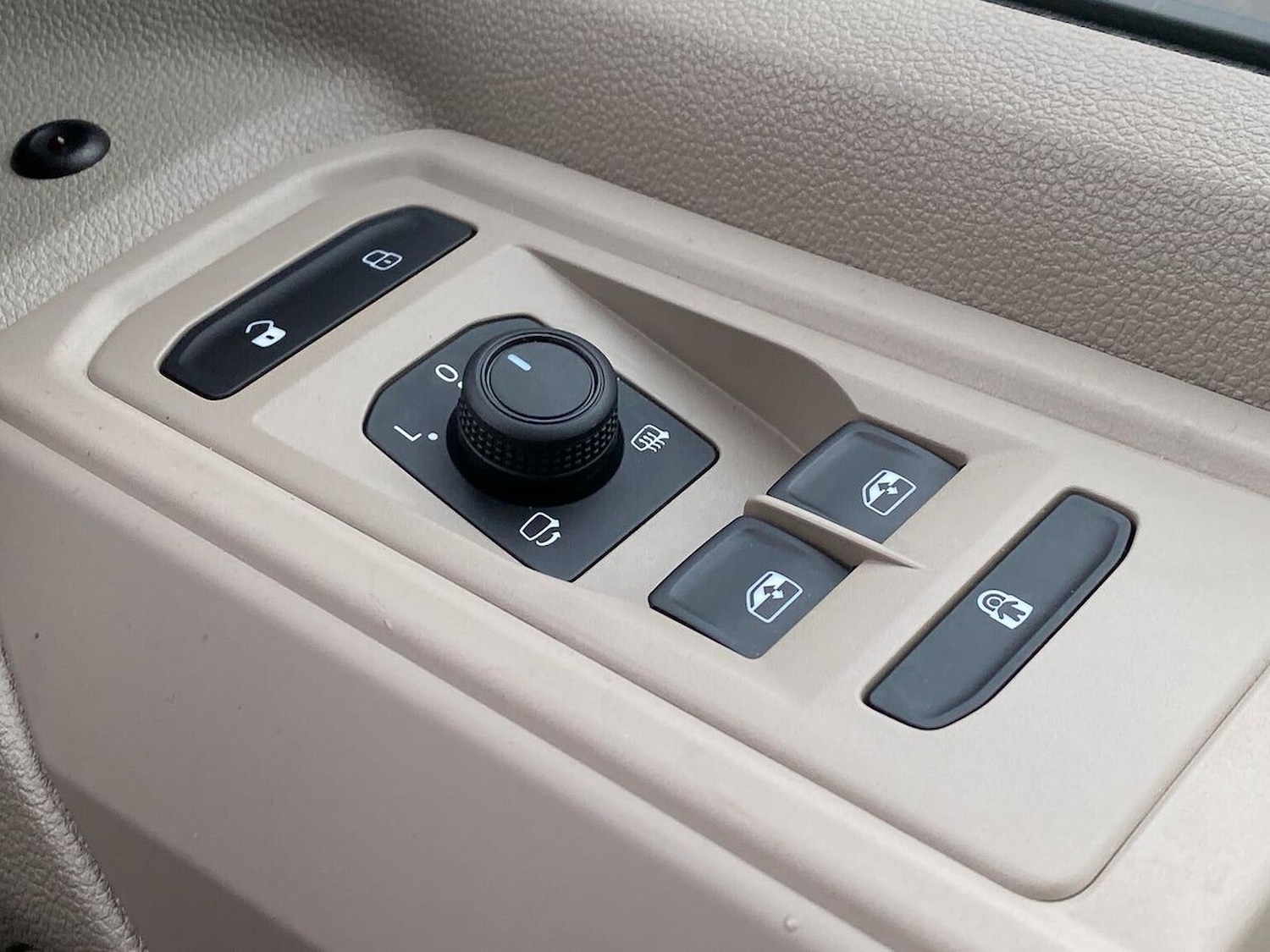 Used Volkswagen California 2025 for sale - 77003695: Photo 35