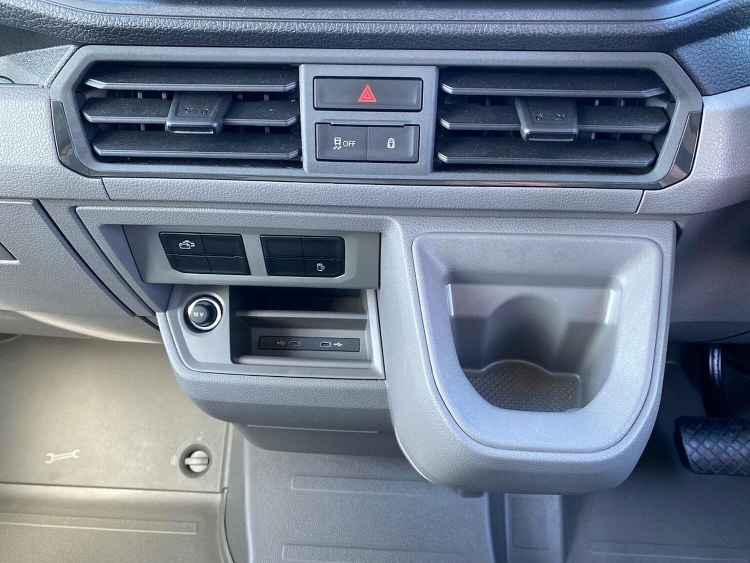 Used Volkswagen California 2025 for sale - 78191020: Photo 38