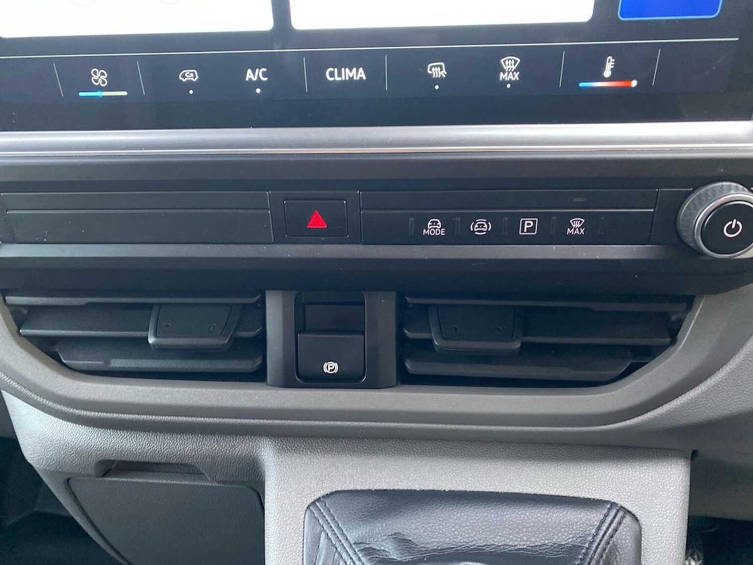 Used Volkswagen Transporter 2025 for sale - 76986938: Photo 12