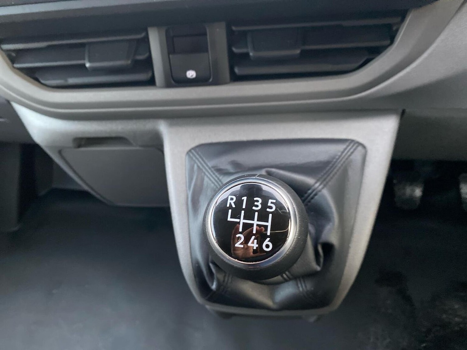 Used Volkswagen Transporter 2025 for sale - 76986938: Photo 13