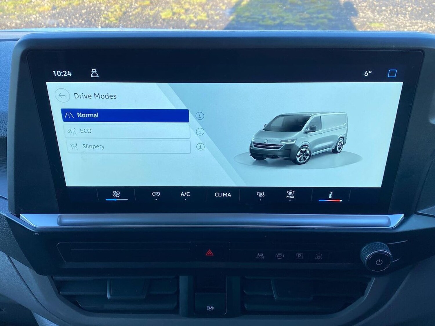 Used Volkswagen Transporter 2025 for sale - 76778298: Photo 29