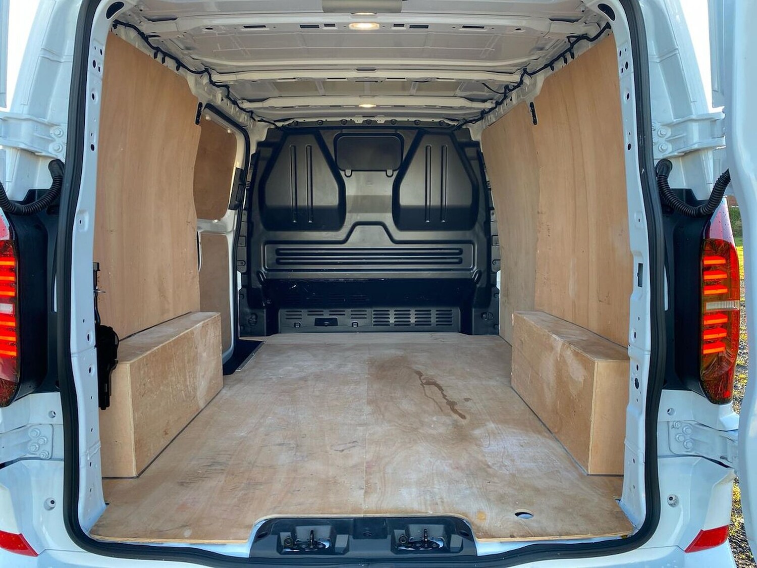 Used Volkswagen Transporter 2025 for sale - 76778298: Photo 9