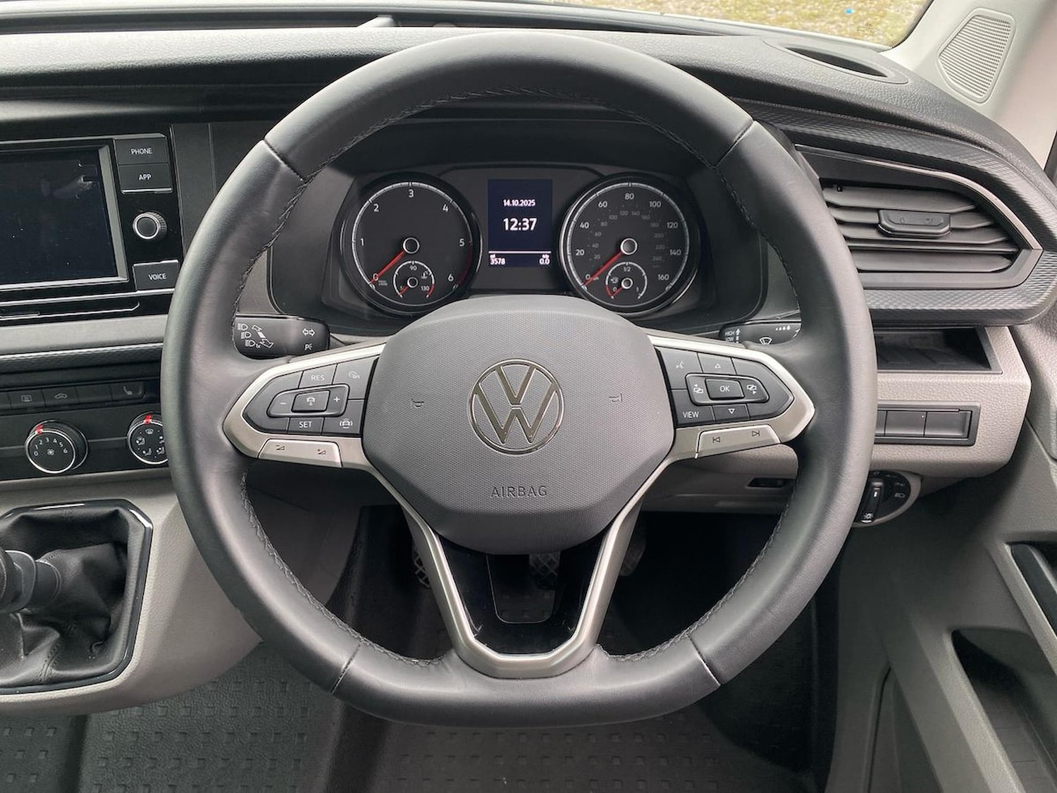 Used Volkswagen Transporter 2024 for sale - 76264413: Photo 9