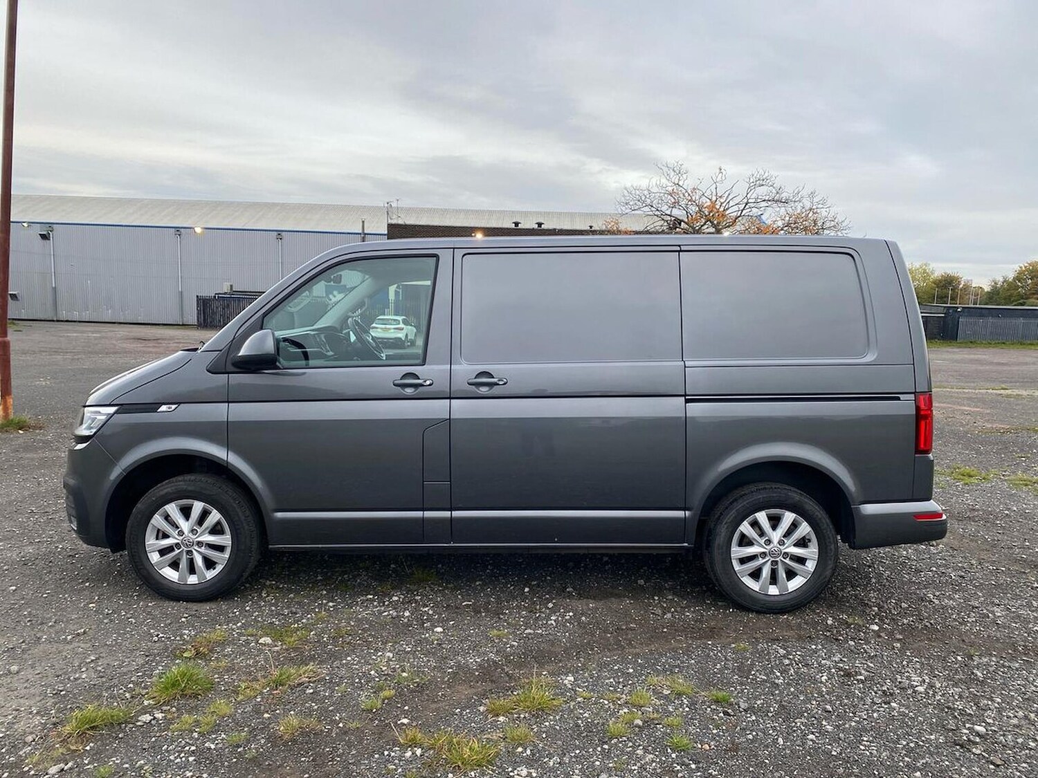 Used Volkswagen Transporter 2024 for sale - 76450567: Photo 19