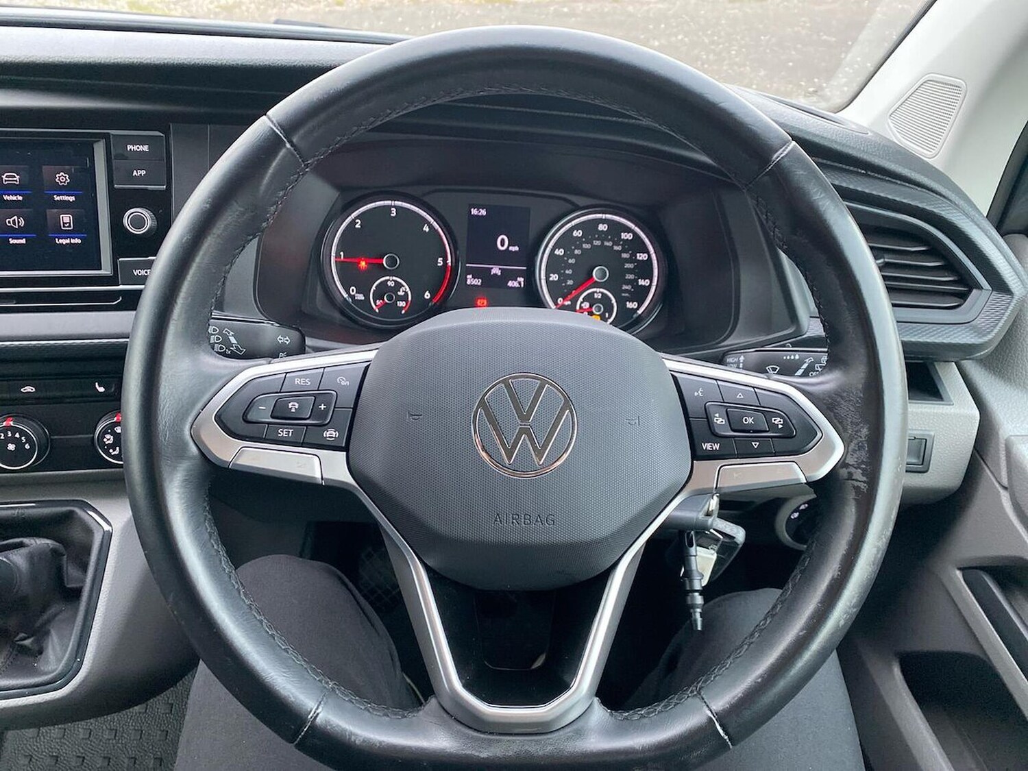 Used Volkswagen Transporter 2024 for sale - 76450567: Photo 9