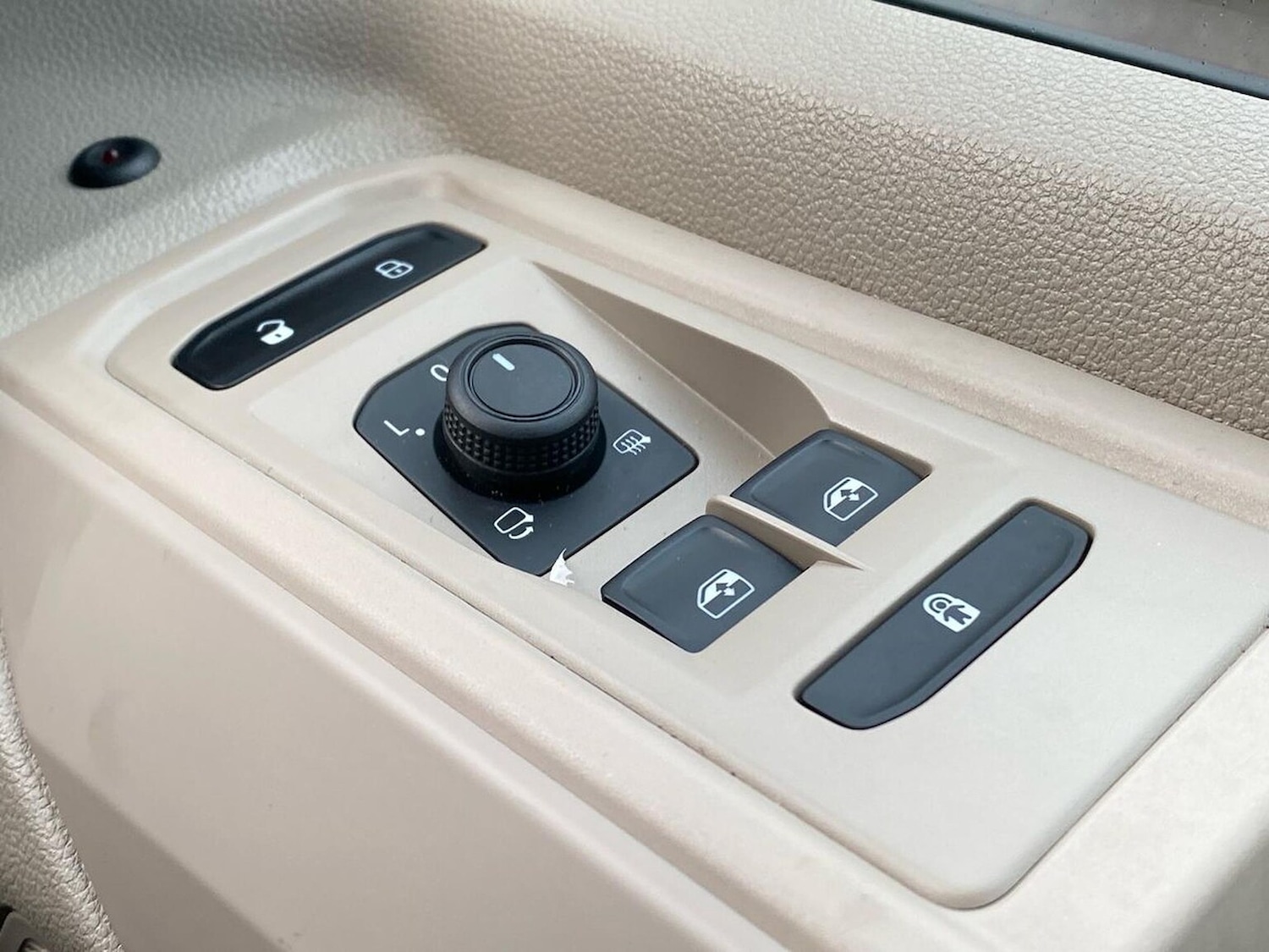 Used Volkswagen California 2025 for sale - 78191023: Photo 42