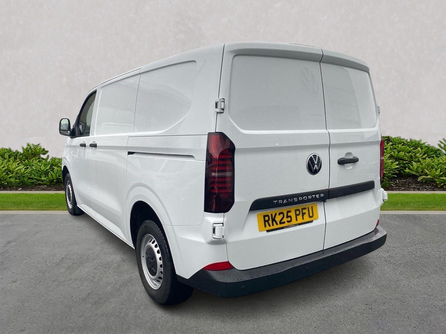 Used Volkswagen Transporter 2025 for sale - 77813362: Photo 2