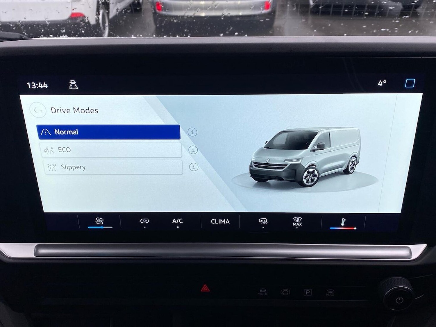 Used Volkswagen Transporter 2025 for sale - 77813362: Photo 28