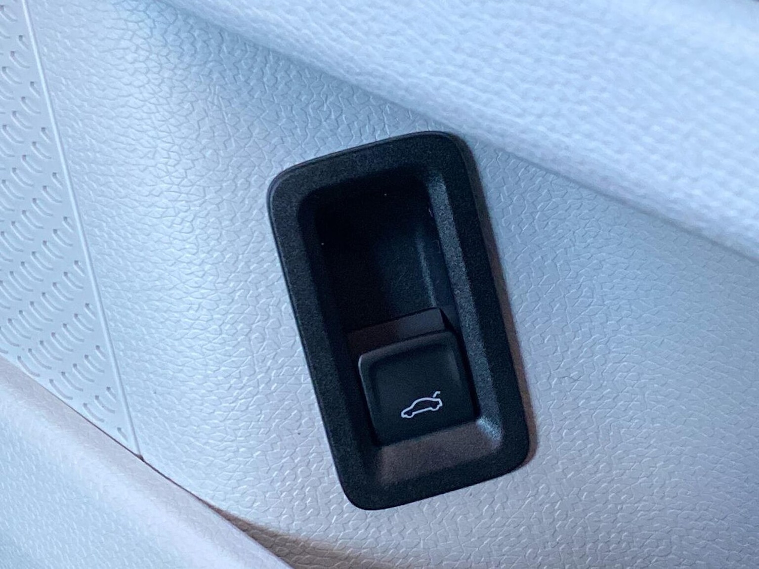 Used Volkswagen ID.Buzz 2025 for sale - 76713190: Photo 35