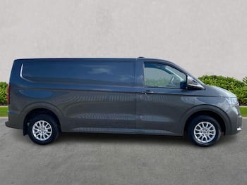 Used Volkswagen Transporter 2025 for sale - 79630310: Photo