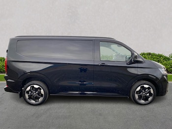 Used Volkswagen Transporter 2025 for sale - 76547720: Photo