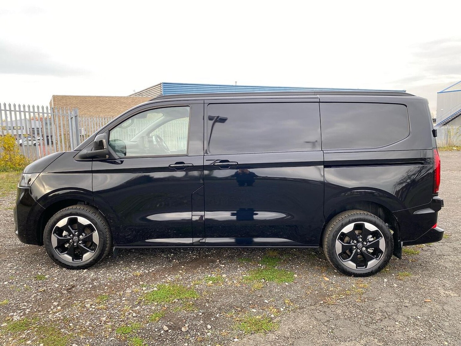 Used Volkswagen Transporter 2025 for sale - 76547720: Photo 7