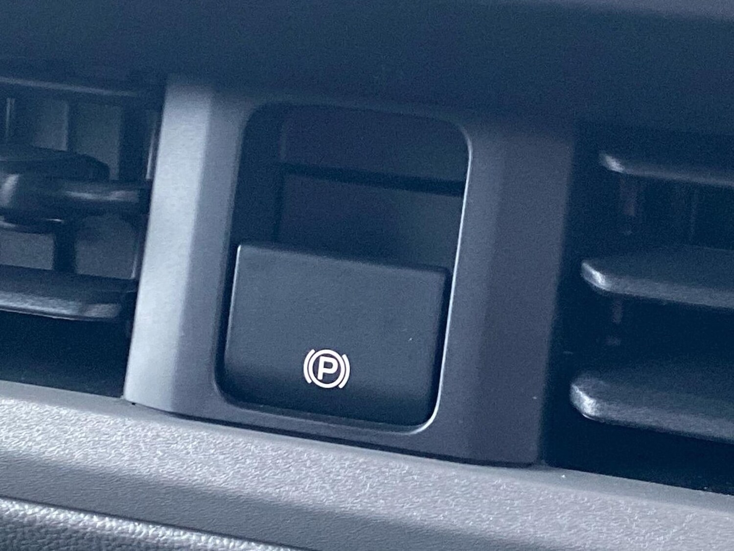 Used Volkswagen Transporter 2025 for sale - 77487860: Photo 34