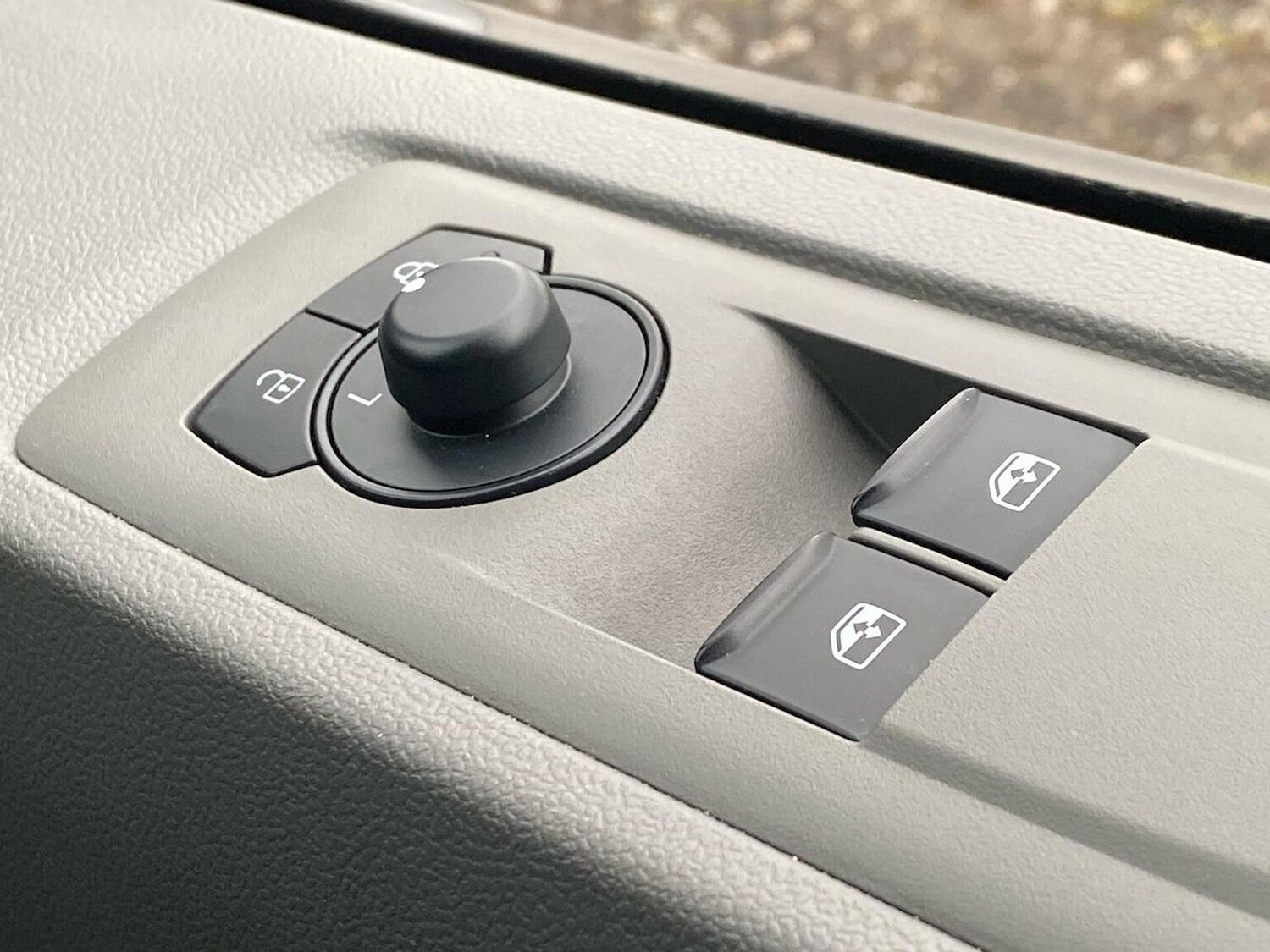 Used Volkswagen Transporter 2025 for sale - 76497326: Photo 31