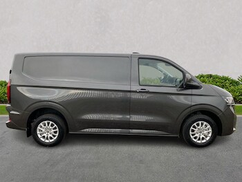 Used Volkswagen Transporter 2025 for sale - 76536656: Photo