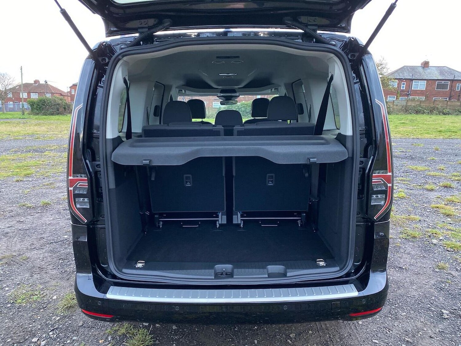 Used Volkswagen Caddy Maxi 2025 for sale - 76859248: Photo 9