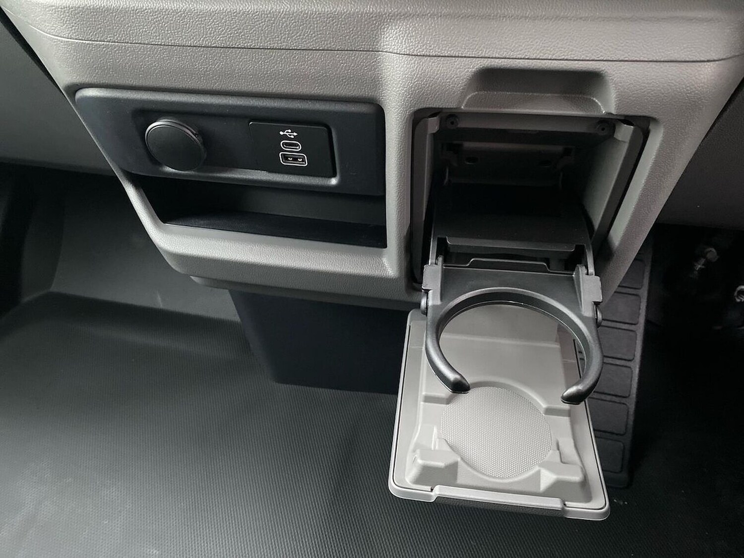 Used Volkswagen Transporter 2025 for sale - 76531390: Photo 32