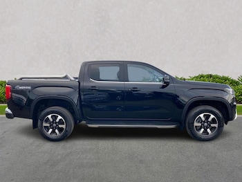 Used Volkswagen Amarok 2024 for sale - 75481940: Photo