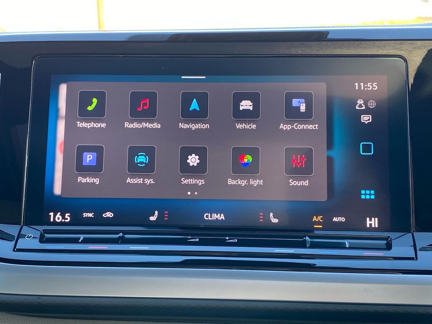 Used Volkswagen Multivan 2025 for sale - 76785256: Photo 15