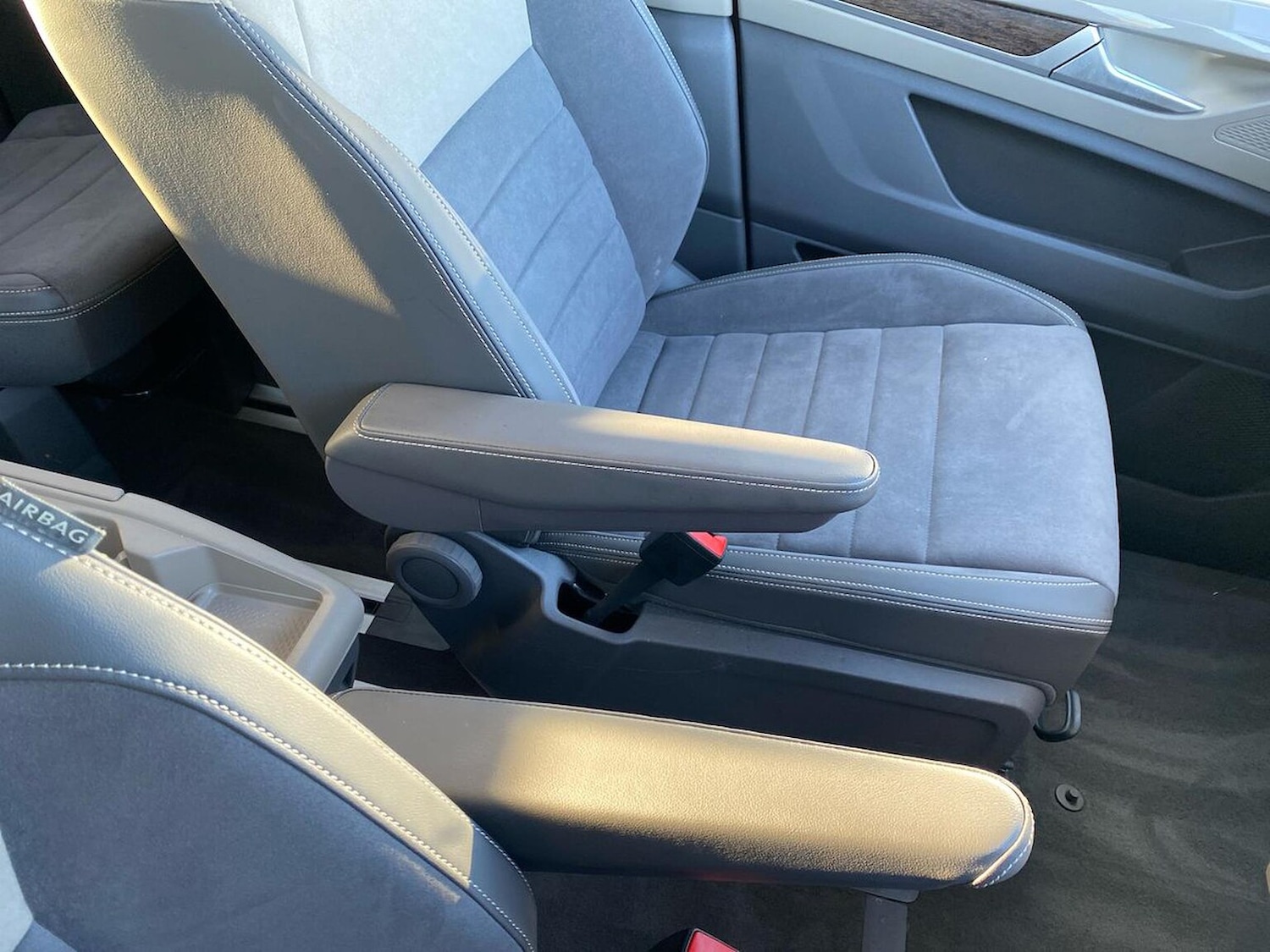 Used Volkswagen Multivan 2025 for sale - 76785256: Photo 36