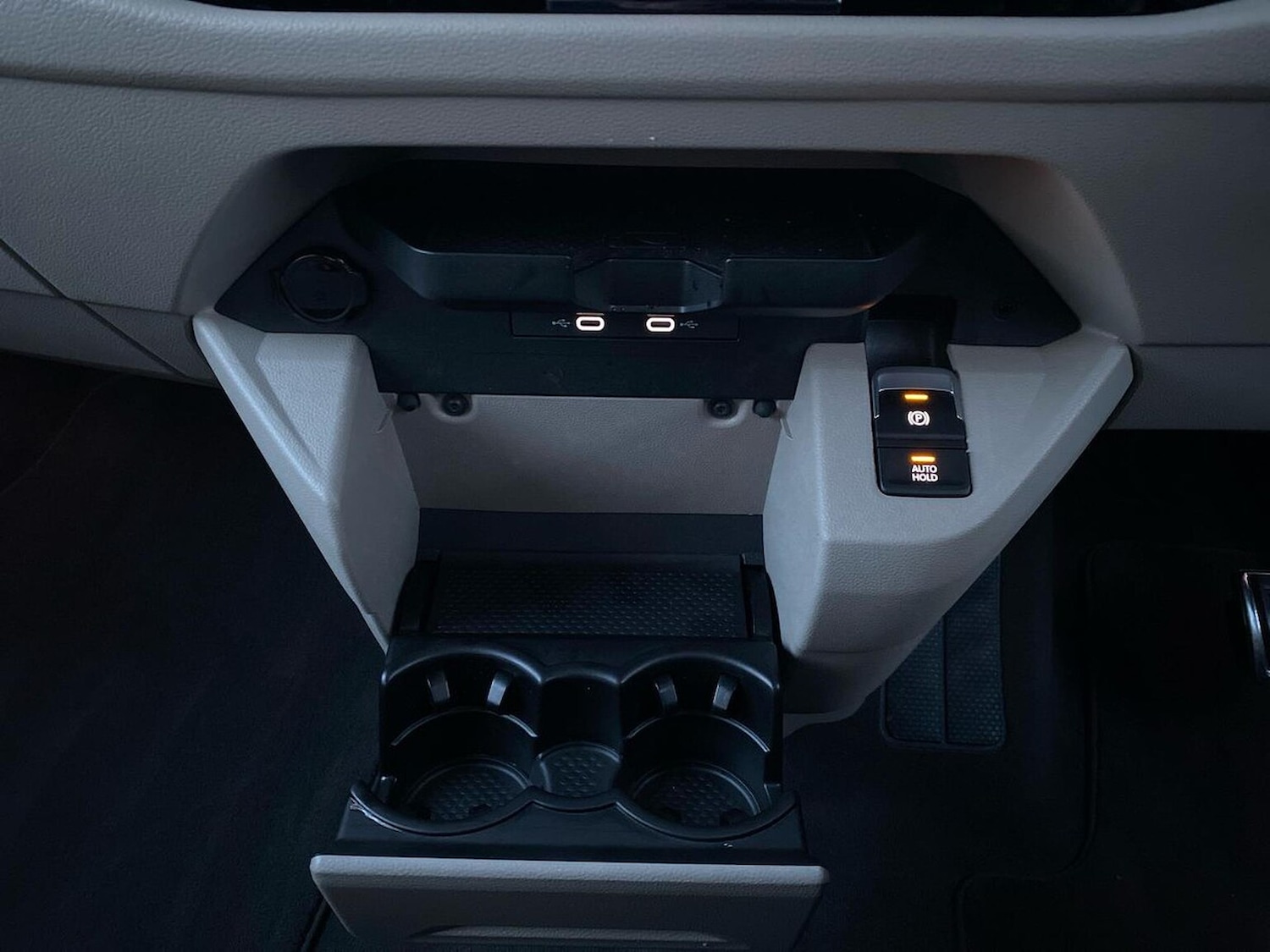 Used Volkswagen Multivan 2025 for sale - 76885049: Photo 31