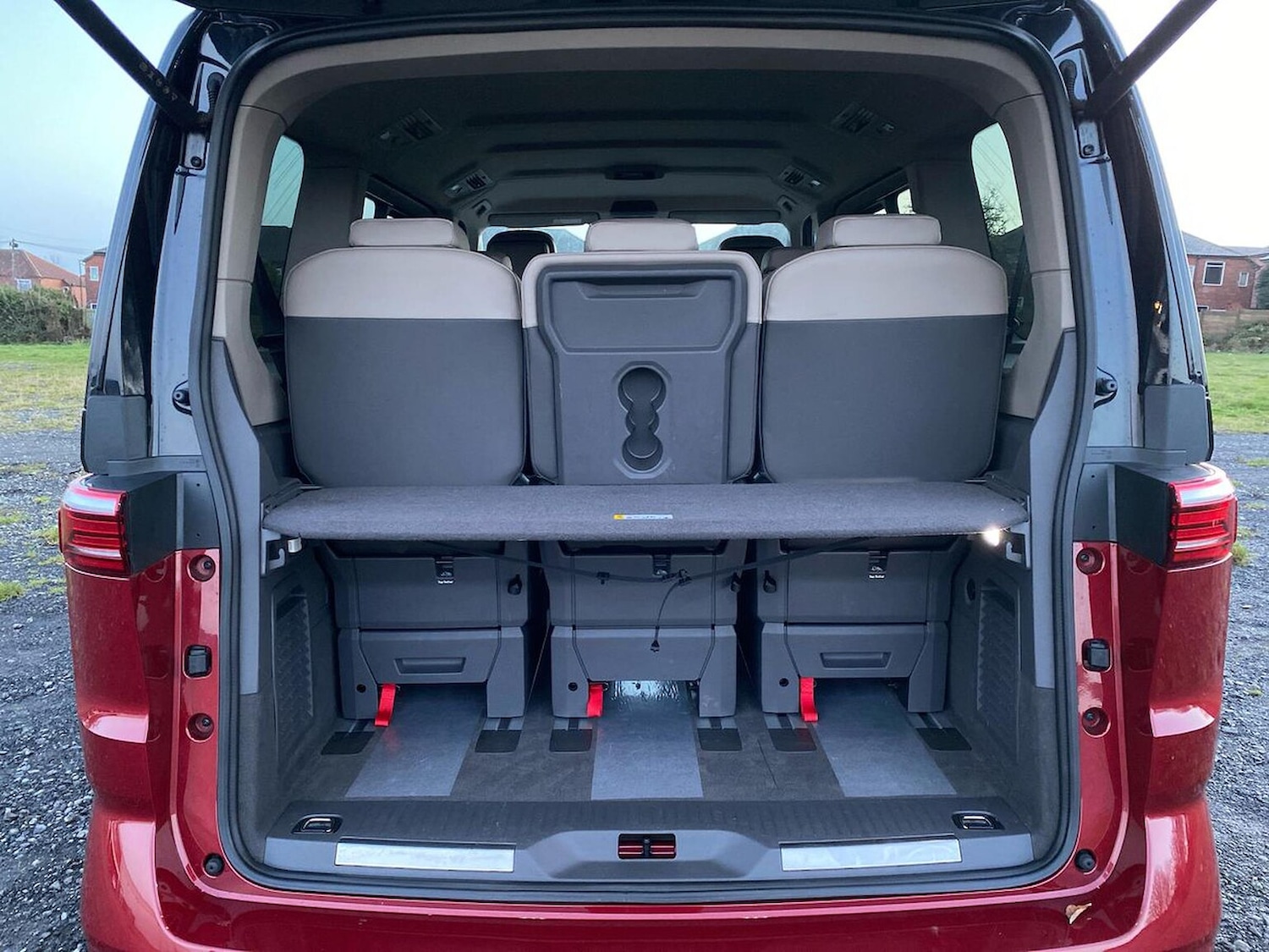 Used Volkswagen Multivan 2025 for sale - 76885049: Photo 9