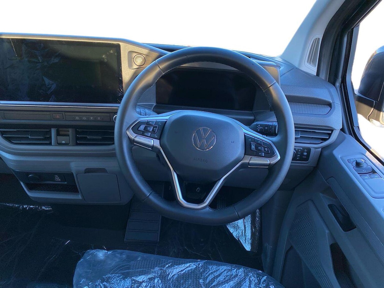 Used Volkswagen Transporter 2025 for sale - 76906321: Photo 11