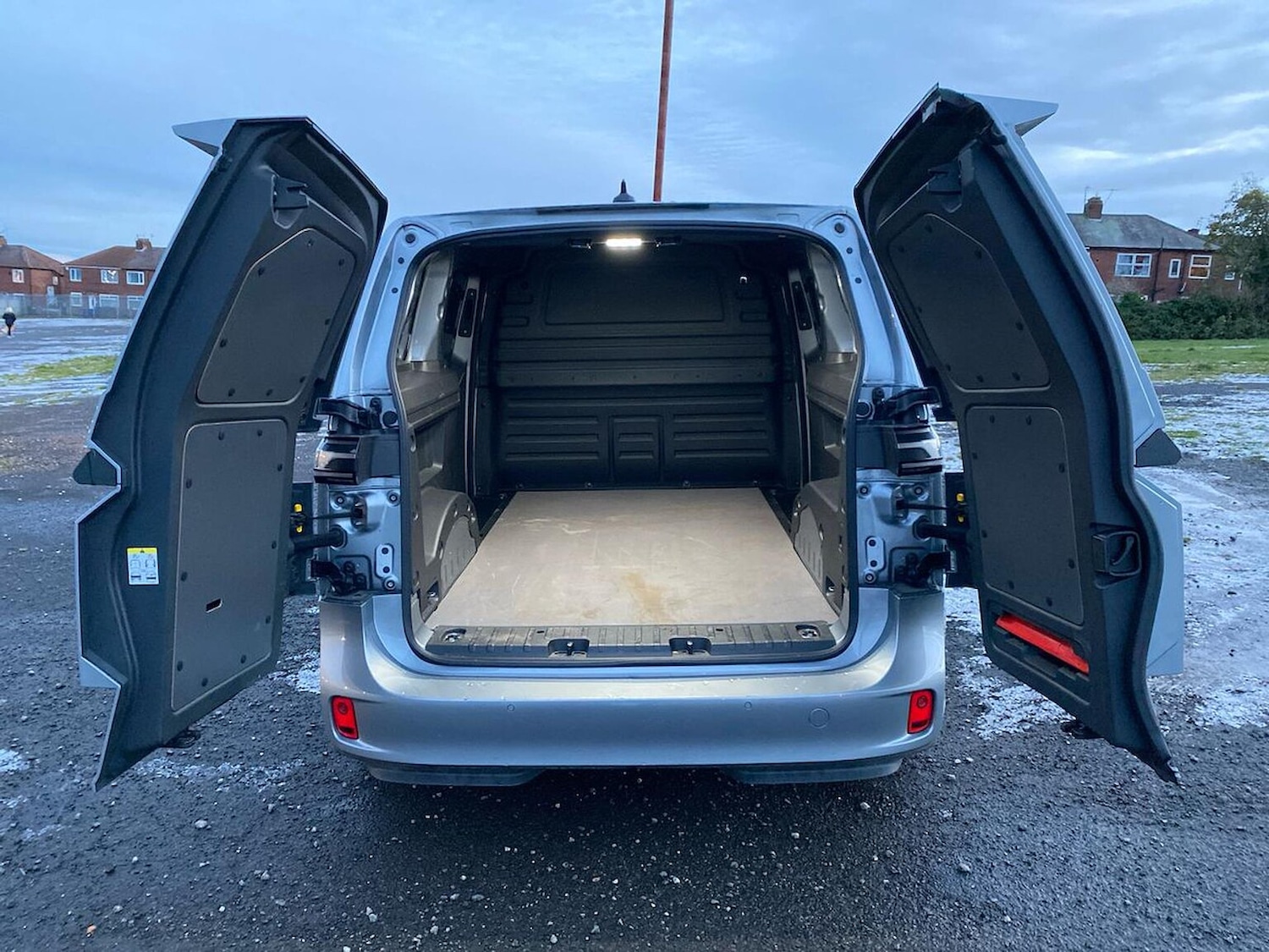 Used Volkswagen ID.Buzz 2024 for sale - 76682581: Photo 9