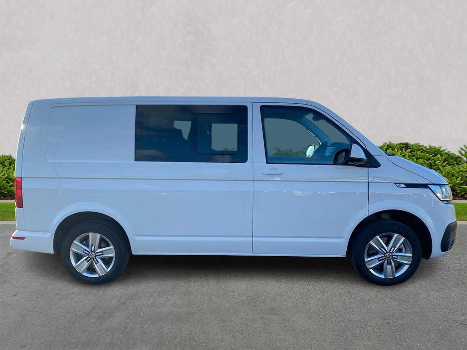 Used Volkswagen Transporter 2024 for sale - 76387241: Photo 4