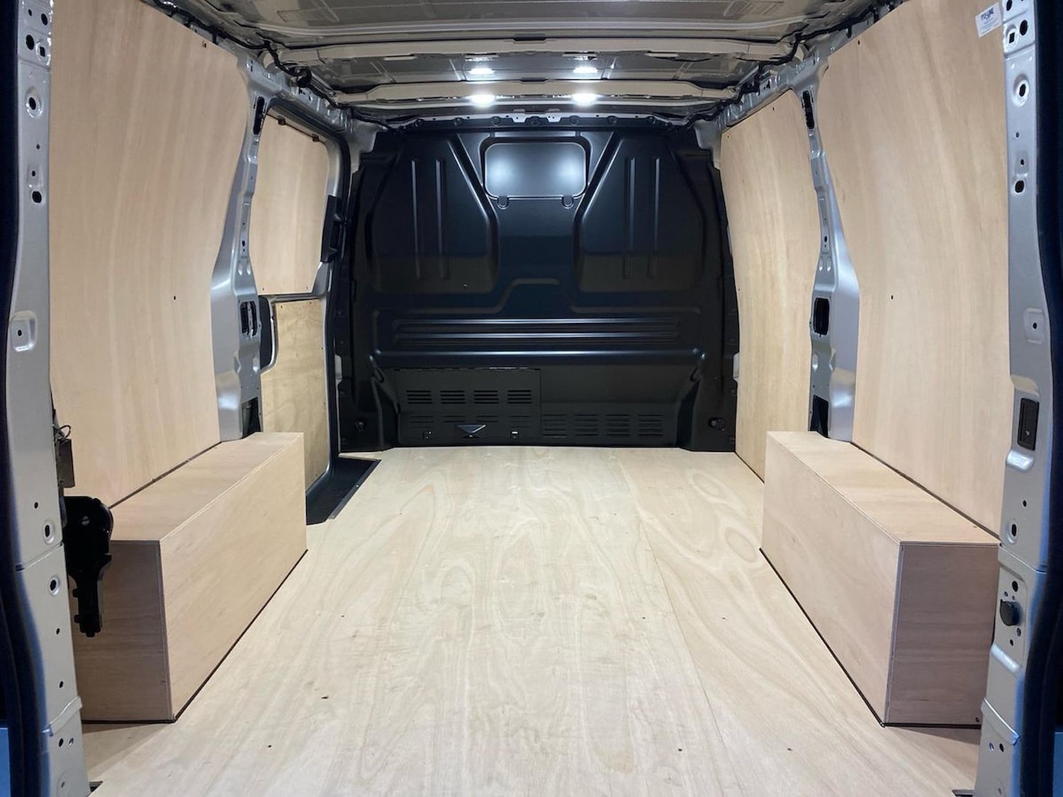 Used Volkswagen Transporter 2025 for sale - 78194718: Photo 11