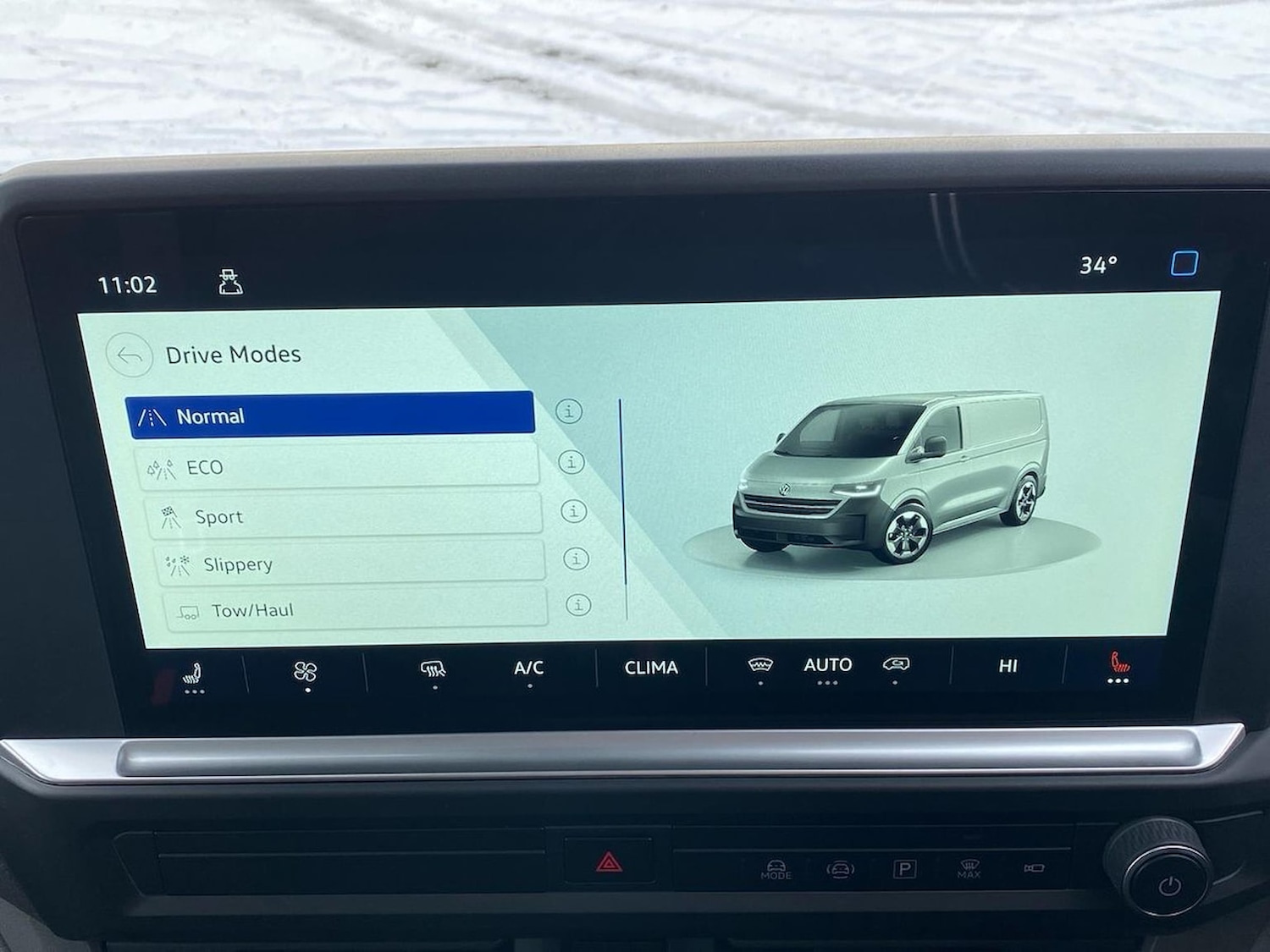 Used Volkswagen Transporter 2025 for sale - 78194718: Photo 31