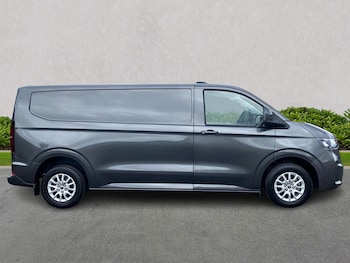 Used Volkswagen Transporter 2025 for sale - 79575384: Photo